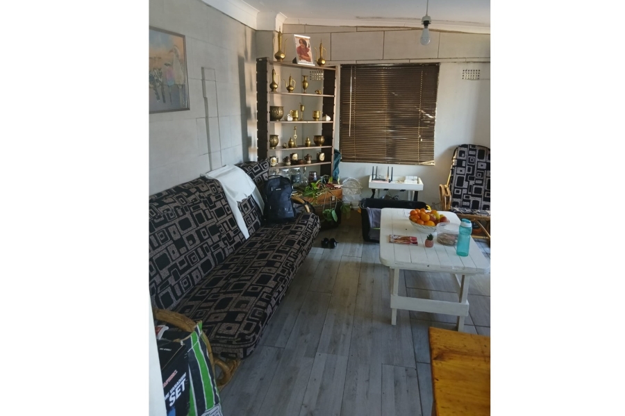 4 Bedroom Property for Sale in Hillcrest Western Cape